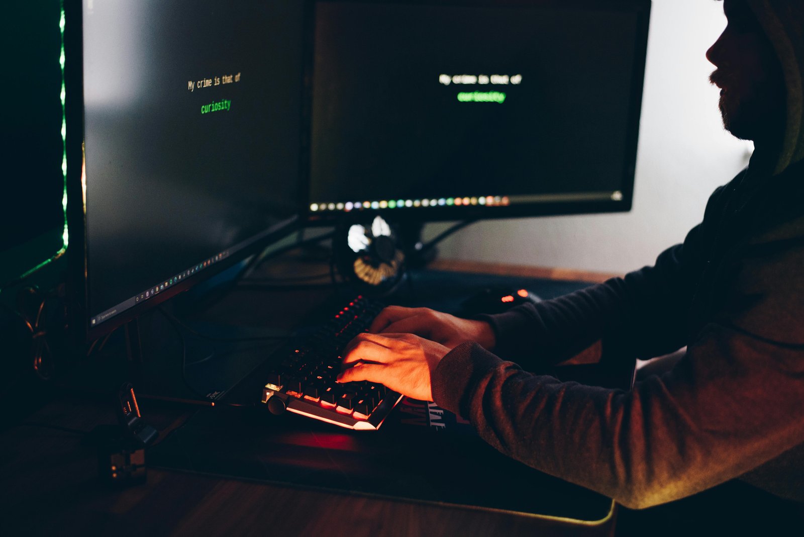 Hacking Expert Witness: Digital Forensics in Court Cases