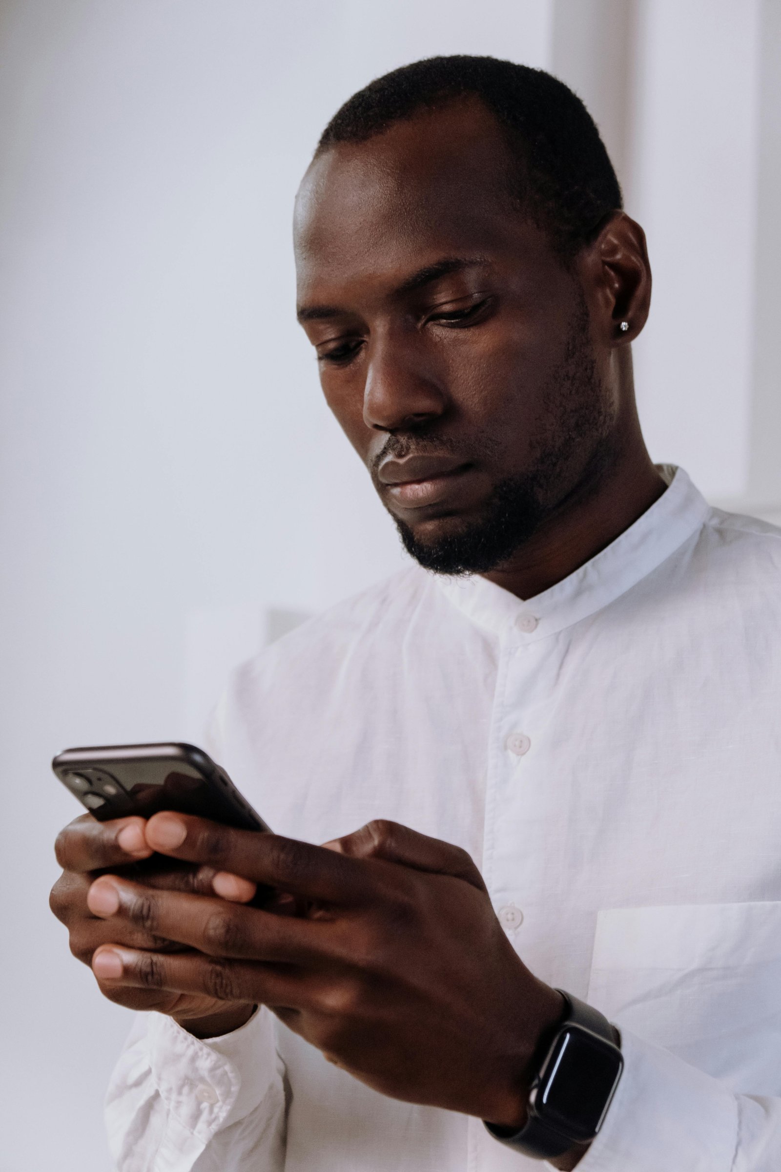 Online Dating Scams: How Digital Forensics Uncovers the Truth Behind Fake Profiles